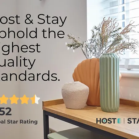 Host & - Sunstar Holiday home *